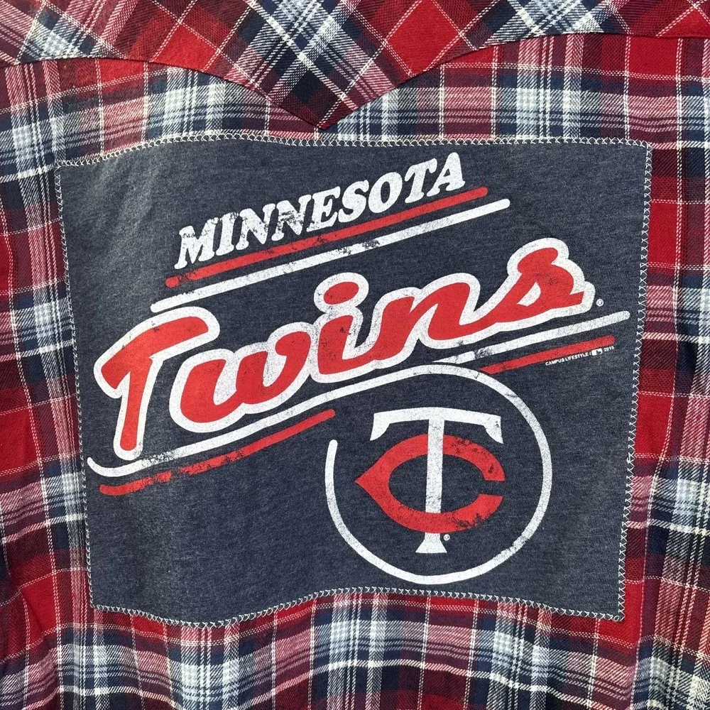Minnesota Twins‎ Shirt Mens Medium Red MLB Baseball Levi's Plaid Flannel Western